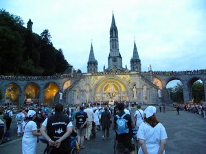 La Procession Mariale